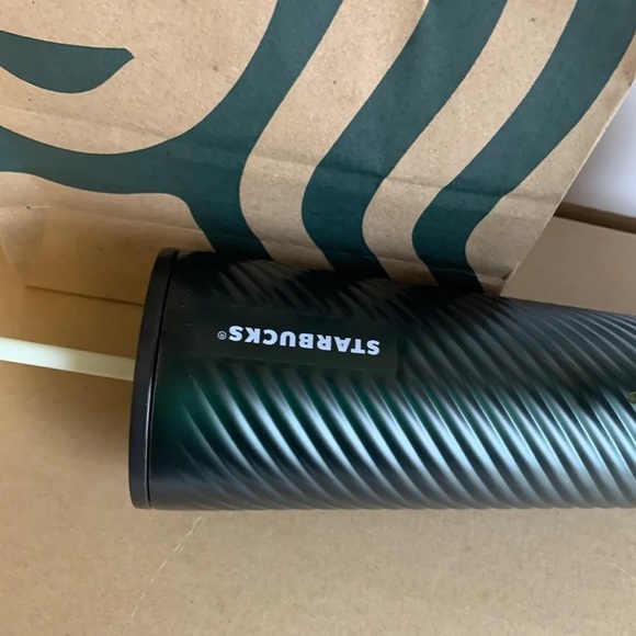 Starbucks Holiday Green Swirl Venti Stainless Steel Tumbler Cold Cup 24oz - Picture 4 of 4